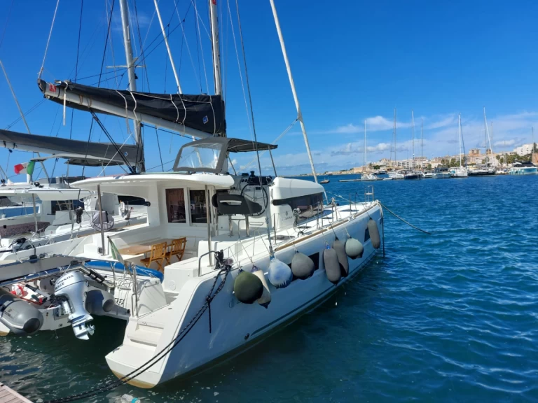 Huur Catamaran met of zonder schipper Lagoon in Marsala