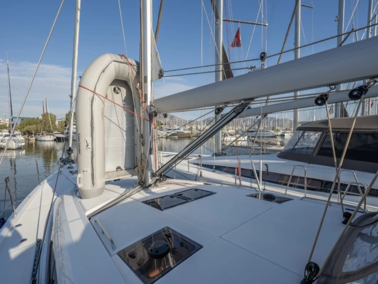 Jeanneau Jeanneau 54 te huur van particulier of professional in Lávrio