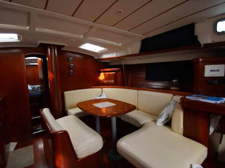 Zeilboot te huur in Talamona voor de beste prijs