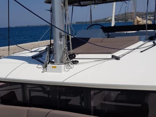 Bootverhuur Lagoon Lagoon 450 F in Lefkáda via SamBoat