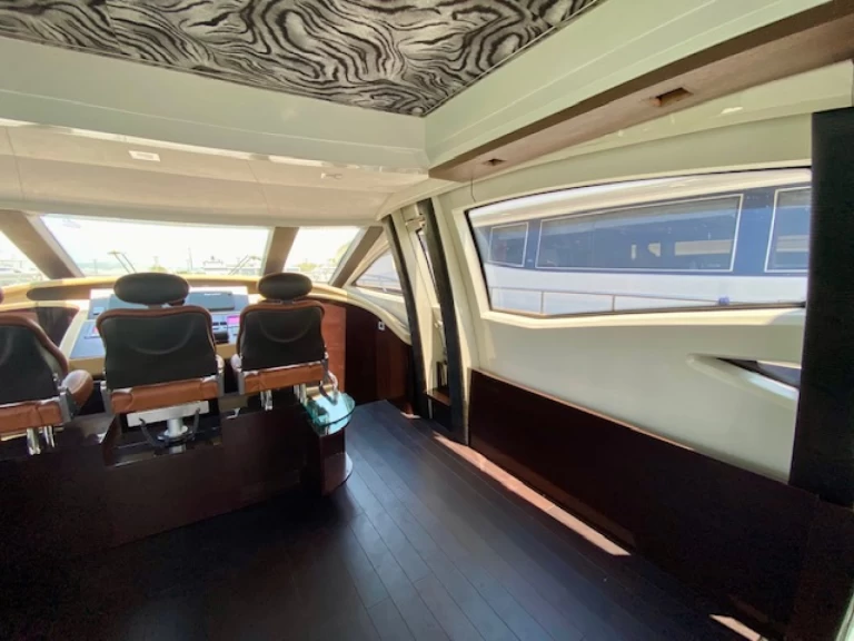 Huur Jacht met of zonder schipper Azimut in Gouviá