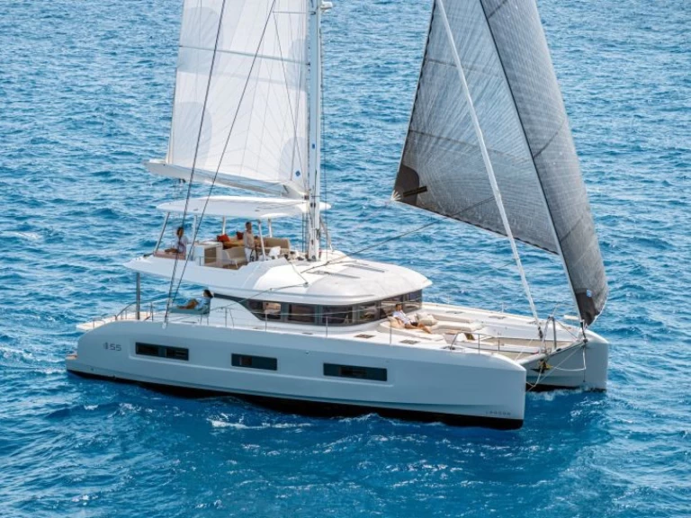 Huur Catamaran met of zonder schipper Lagoon in Lávrio