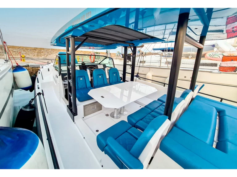 Jachthuur in Gouviá - Axopar Axopar 37 Sun-Top via SamBoat