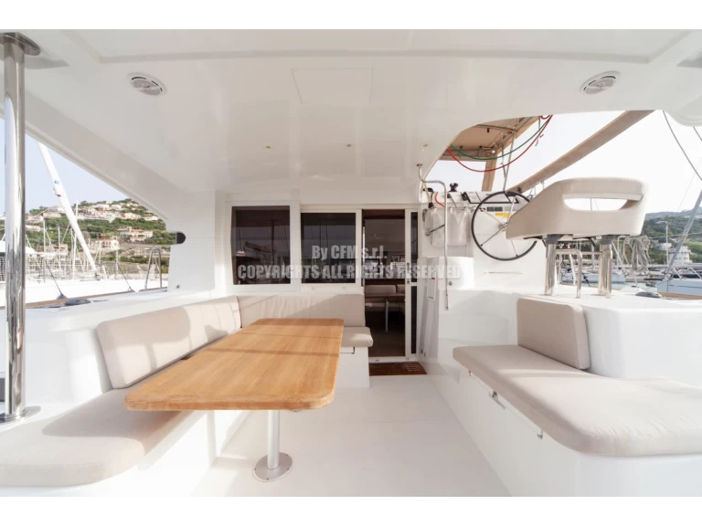 Bootverhuur Capo d'Orlando goedkoop Lagoon 40