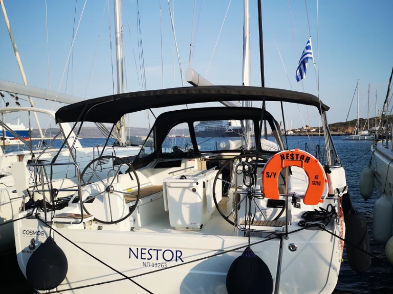 Bootverhuur Bénéteau Oceanis 40.1 in Lávrio via SamBoat