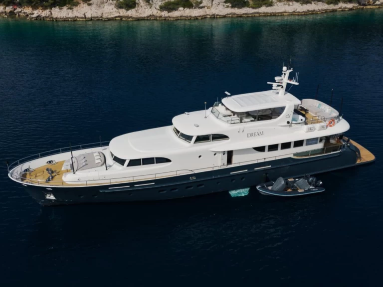 Bootverhuur Šibenik goedkoop Luxury Motor Yacht 