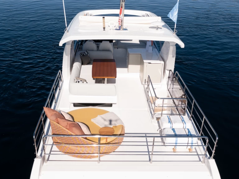 Jachthuur in Šibenik - Azimut Azimut 60 Fly via SamBoat