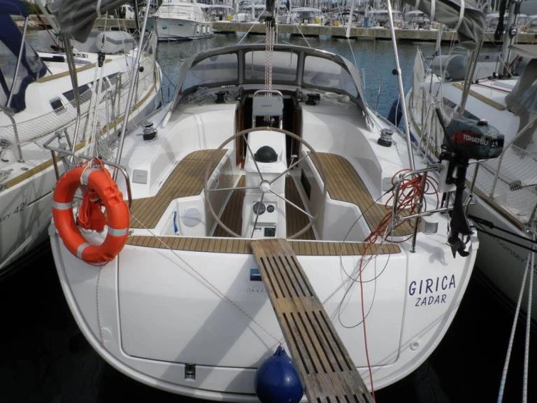 Verhuur Zeilboot in Sukošan - Bavaria Cruiser 33