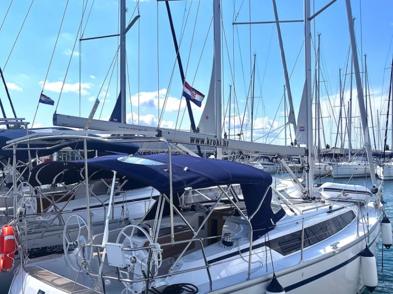 Verhuur Zeilboot in Sukošan - Bavaria Cruiser 34