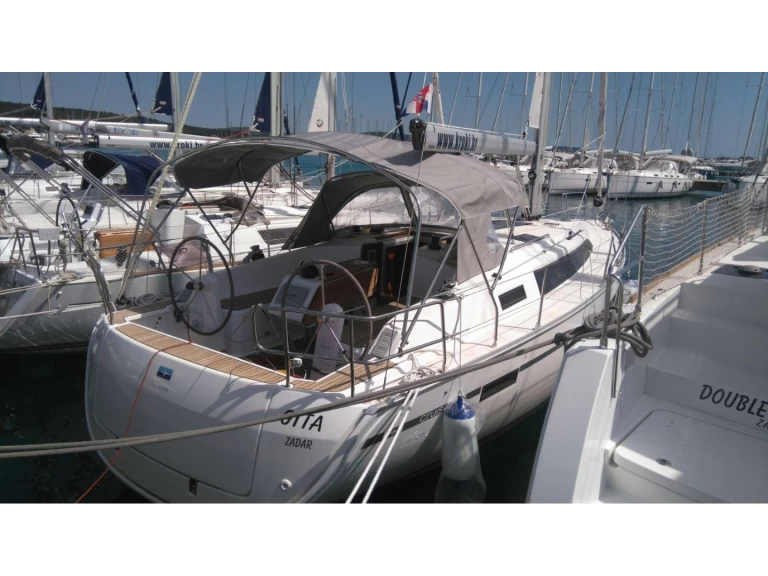 Bavaria Cruiser 37 te huur van particulier of professional in Sukošan