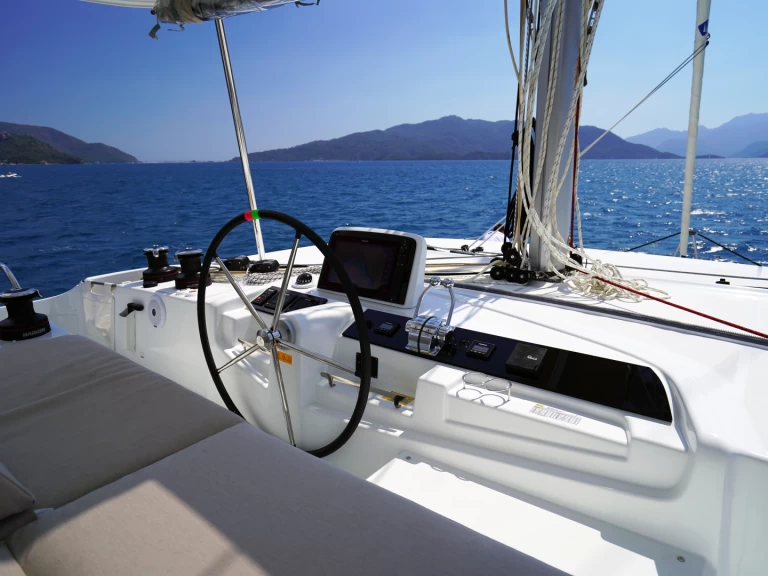 Bootverhuur Lagoon Lagoon 46 in Marmaris via SamBoat
