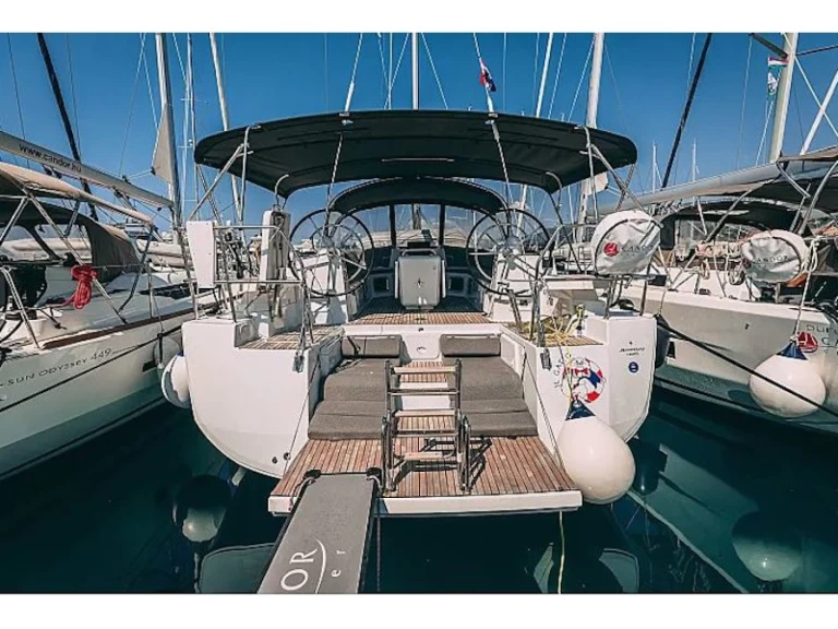 Bootverhuur Jeanneau Jeanneau 54 in Kaštel Gomilica via SamBoat