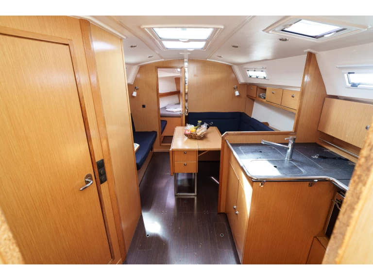 Jachthuur in Pálairos - Bavaria Bavaria 36 Cruiser via SamBoat