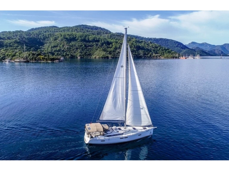 Bootverhuur Marmaris goedkoop Sun Odyssey 479