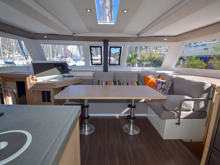 Jachthuur in Marmaris - Fountaine Pajot Lucia 40 via SamBoat