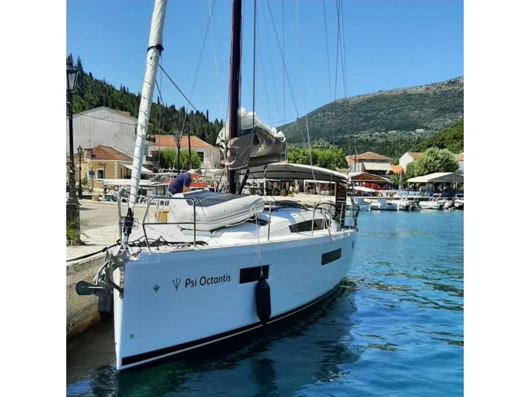 Bootverhuur Jeanneau Sun Odyssey 410 in Préveza via SamBoat