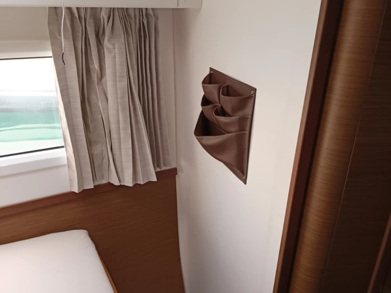 Bootverhuur Capo d'Orlando goedkoop Lagoon 42