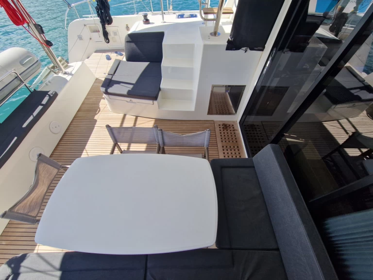 Bootverhuur Lagoon Lagoon 42 in Portoferraio via SamBoat