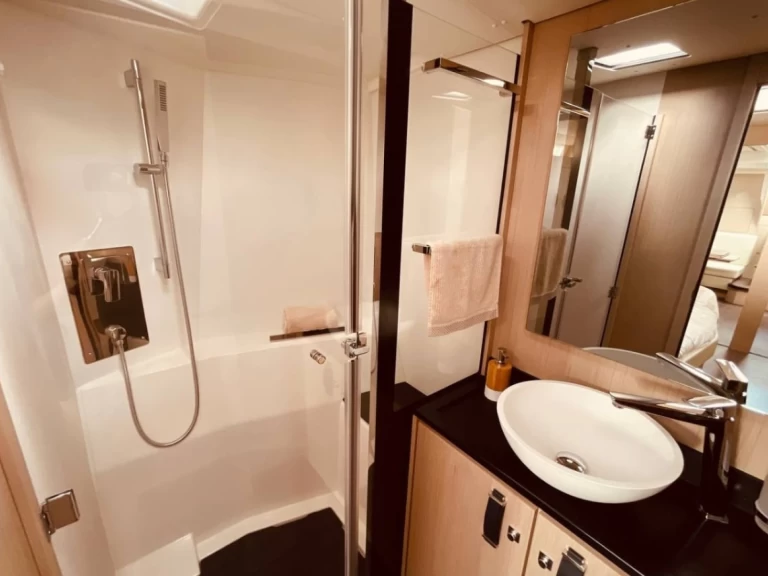 Jeanneau Jeanneau 55 te huur van particulier of professional in Salerno