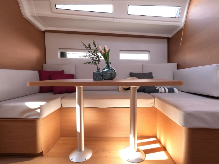 Jachthuur in Salerno - Jeanneau Sun Odyssey 410 via SamBoat