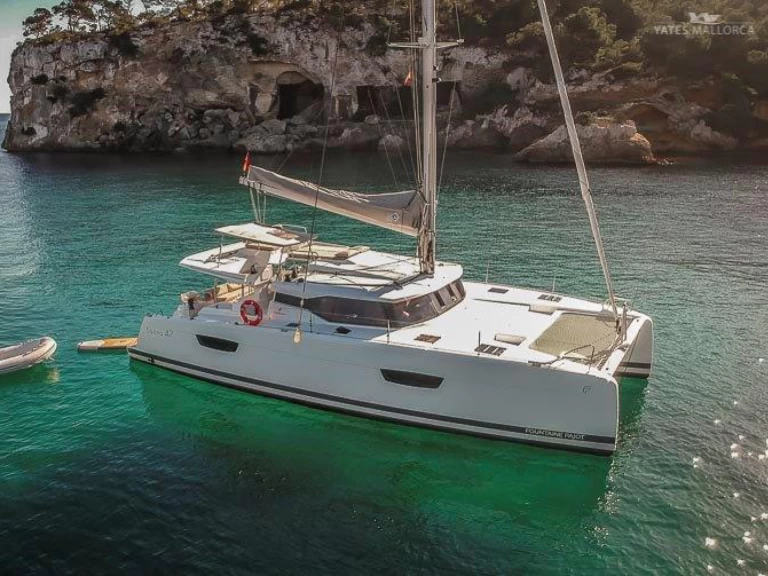 Verhuur Catamaran Fountaine Pajot met vaarbewijs
