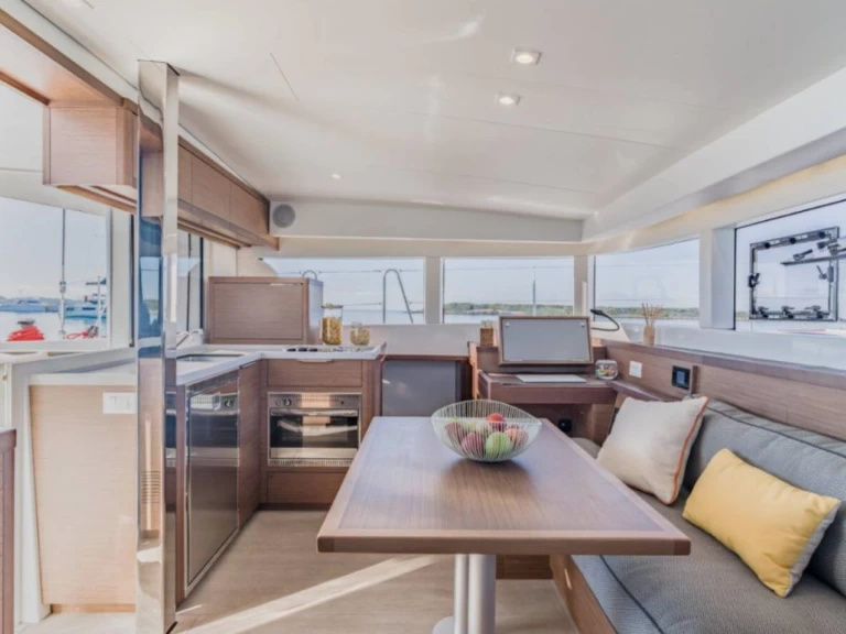 Bootverhuur Lefkáda goedkoop Lagoon 40