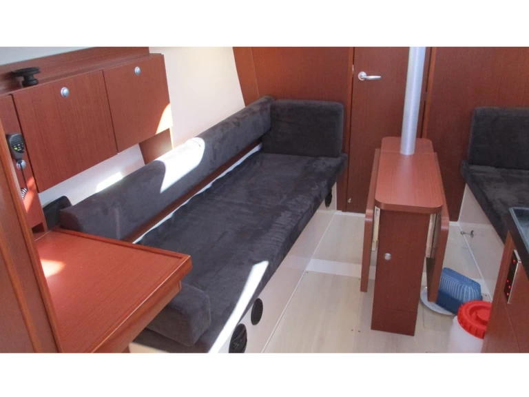 Huur een Hanse Hanse 315 in Altefähr