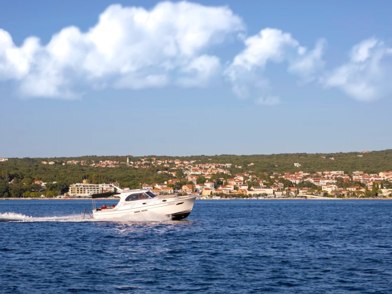 Bootverhuur Sas Vektor ADRIANA 36 in Novi Vinodolski via SamBoat