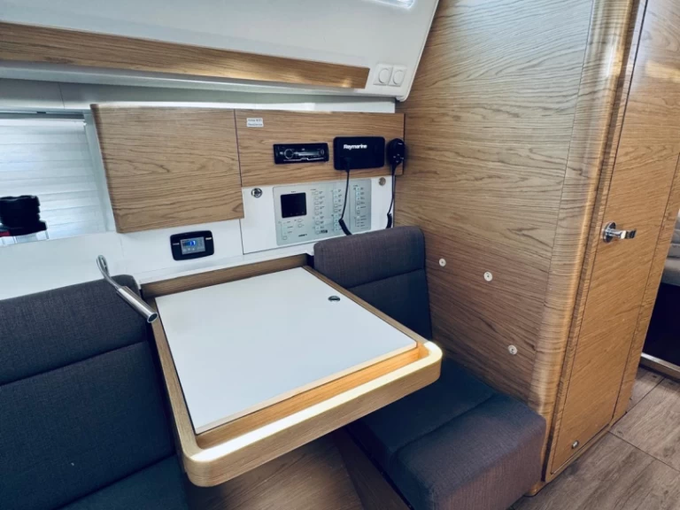 Zeilboot te huur in Novi Vinodolski voor de beste prijs