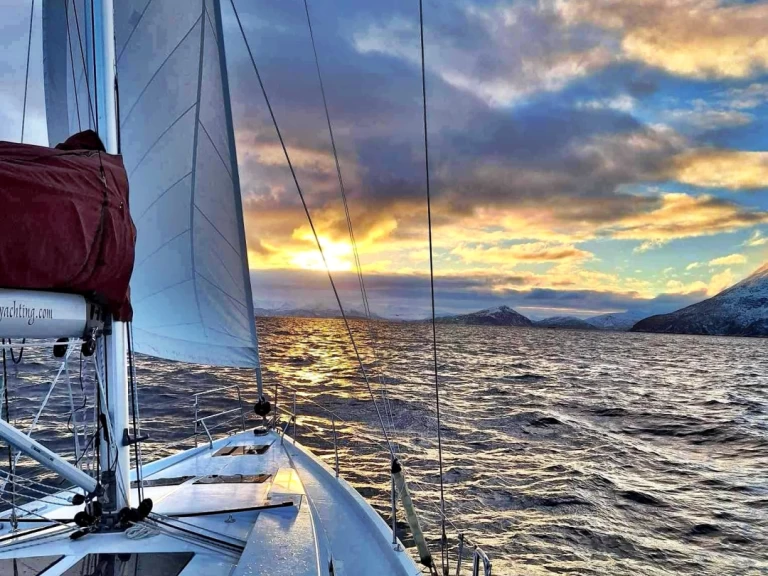 Huur een Hanse Hanse 458 in Eidkjosen