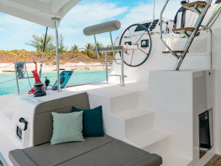 Huur een Lagoon Lagoon 42 in Vlychada