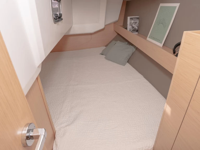 Bénéteau Oceanis 30.1 te huur van particulier of professional in Furnari