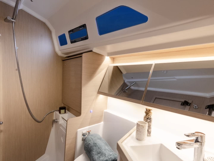 Huur een Bénéteau Oceanis 41 in Road Town