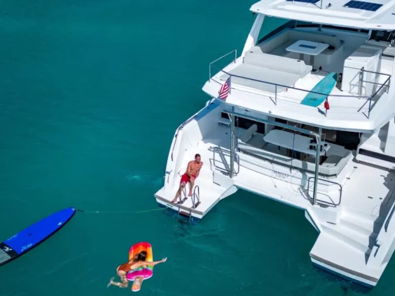 Huur een Leopard Leopard 46 Powercat in Marina (City)