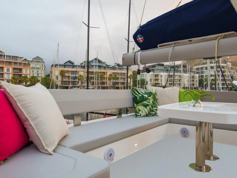 Bootverhuur Leopard Leopard 45 in Road Town via SamBoat