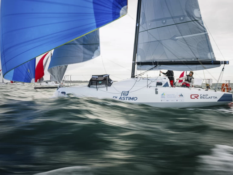 Huur een Jeanneau sun fast 30 0D in Marseille