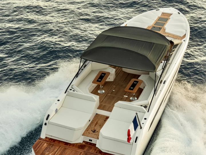 Huur Motorboot met of zonder schipper BB Yatchs in Saint-Laurent-du-Var