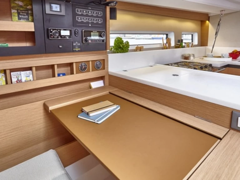 Bootverhuur Cannigione goedkoop Sun Odyssey 440