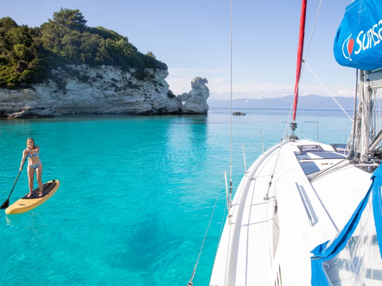 Huur Zeilboot met of zonder schipper Bénéteau in Gouviá