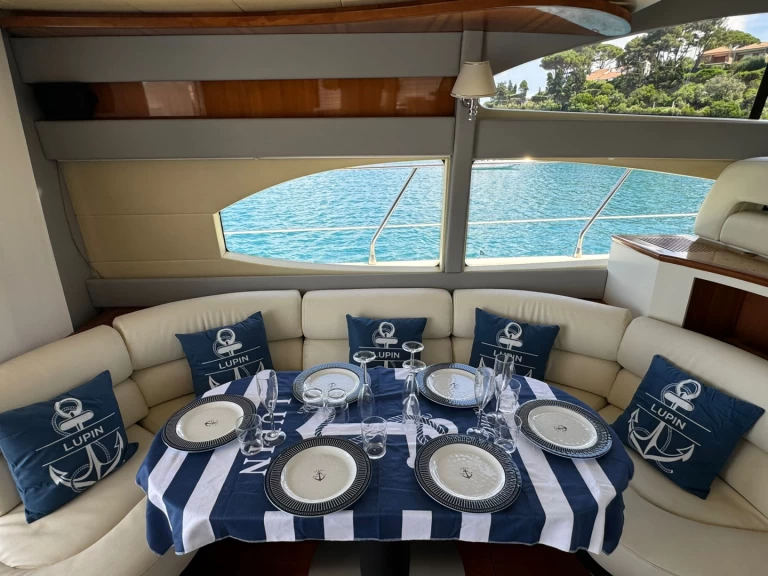 Bootverhuur Azimut Azimut 52 Fly in Porto Santo Stefano via SamBoat
