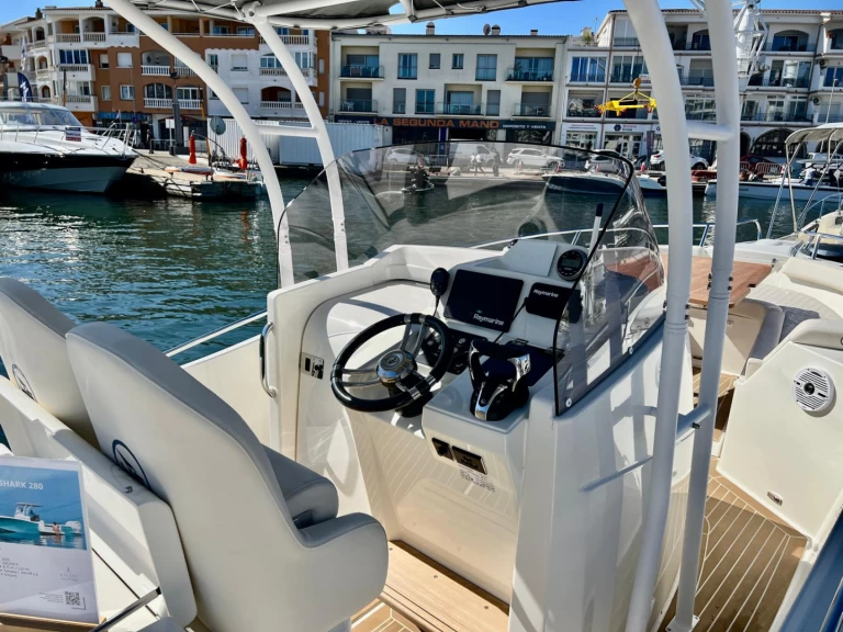 Verhuur Motorboot White Shark met vaarbewijs