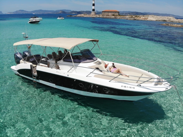 Motorboot te huur in Ibiza Town voor de beste prijs