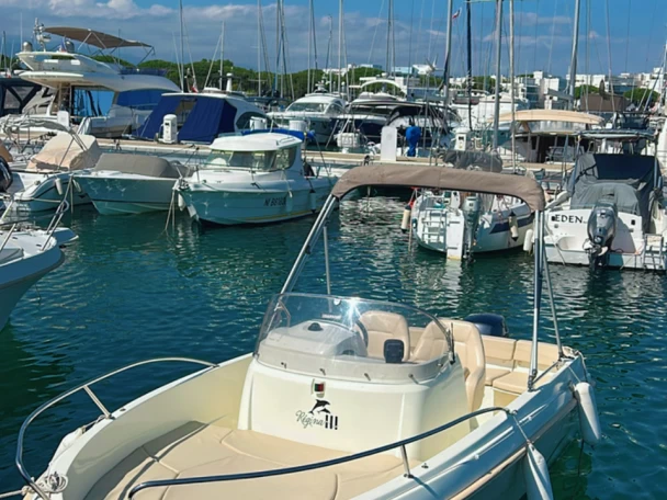 Bootverhuur Jeanneau Cap Camarat 555 Style in Mandelieu-la-Napoule via SamBoat