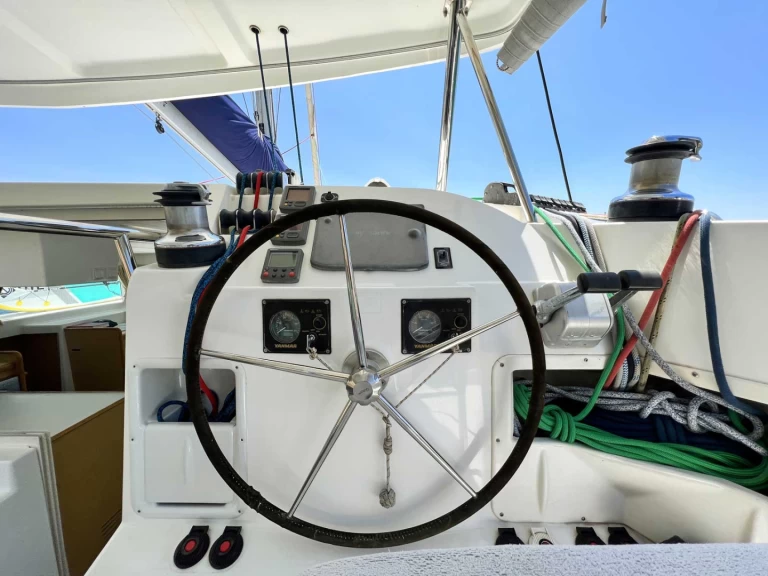 Verhuur Catamaran in Gümbet - Lagoon Lagoon 420