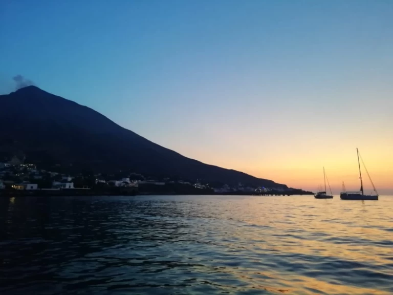 Huur een Hanse Hanse 400 E in San Vincenzo