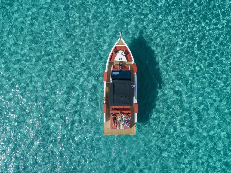 Huur Motorboot met of zonder schipper Deantonio in Cala Gonone