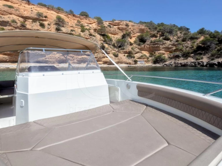 Huur een Pacific Craft Pacific Craft 750 Open in Empuriabrava