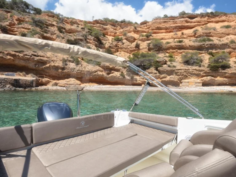 Bootverhuur Empuriabrava goedkoop Pacific Craft 750 Open