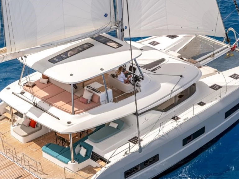 Huur een Lagoon Lagoon 55 in Lávrio