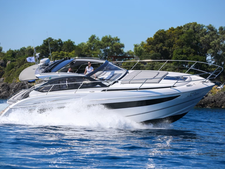 Bootverhuur Princess Princess V40 in Gouviá via SamBoat